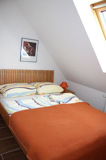Das Schlafzimmer: Wir w&uuml;nschen unseren G&auml;sten angenehme Tr&auml;ume!